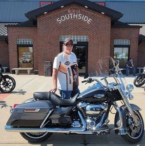 Meet your Posher, Bobby